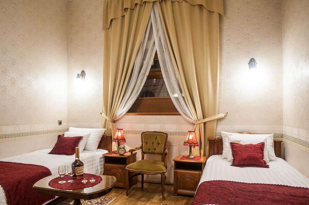 Cotton House 4*